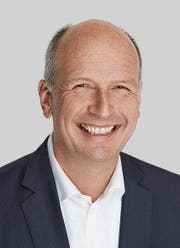 Avaloq-Chef Francisco Fernandez (rechts) gibt die CEO-Funktion an Jürg Hunziker ab, bleibt aber Verwaltungsratspräsident. (Bilder: PD)