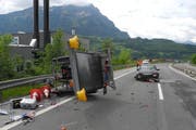 Die Unfallstelle in Brunnen. (Bild Kantonspolizei Schwyz)