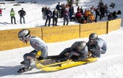 Packender Hornschlitten-Sport im Brunnital. (Bild Daniel Regli/Neue UZ)