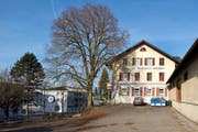 Das ehemalige Restaurant Brauerei an der Kantonsstrasse in Triengen hat einen neuen Eigentümer. (Bild Dominik Wunderli)