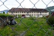 Im ehemaligen Kapuzinerkloster soll ein Kompetenzzentrum der regionalen Kulinarik entstehen. (Bild: Keystone)