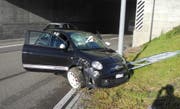 Die Unfallstelle bei der Autobahnausfahrt Lachen. (Bild: Kantonspolizei Schwyz (Lachen, 27. November 2017))