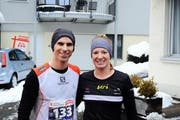Jolanda Annen und Erwin Inglin holten sich am Silvesterlauf in Gersau die Siege in den Hauptkategorien über zehn Kilometer. (Bild: Thomas Bucheli)