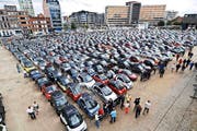 Smarts, so weit das Auge reicht, am letztjährigen Treffen im belgischen Antwerpen. (Bild: PD)