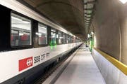 Archivbild: Testbetrieb im Gotthard-Basistunnel in Erstfeld. Am 1. Juni wird die Neat offiziell eröffnet. (Bild: Christian Beutler / Keystone)
