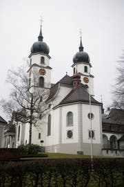 Blick auf die beiden Türme der Pfarrkirche Eschenbach. (Bild: Corinne Glanzmann (16. Februar 2018))