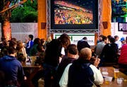 Impression vom letztjährigen «Public Viewing» an der Ufschötti. (Bild Severin Ettlin/pd)