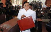 Der indische Finanzminister Palaniappan Chidambaram ist derzeit gar nicht gut auf die Schweiz sprechen. (Bild: EPA)