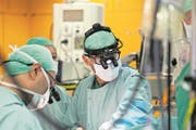 Die Gehälter der «Götter in Weiss» rücken in den Fokus. (Bild: Gaëtan Bally/Keystone)