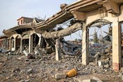 Zerstörte Gebäude in Baschika. (Bild: Philipp Schmidli Fotografie)