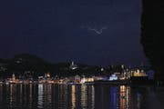 Diesen Sommer kam es überdurchschnittlich häufig zu Gewittern. So wie letzten Samstag während des Blue Balls Festivals. (Bild: Jakob Ineichen (Luzern, 22. Juli 2017))