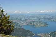 Panorama auf Horwer Halbinsel vom Stanserhorn aus (Bild: Philipp Unterschütz)