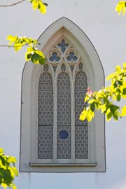 Das grosse Chorfenster der Klosterkirche Frauenthal ist nicht echt: Die Bleiverglasung ist lediglich aufgemalt. (Bilder Maria Schmid)