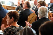 Der Kantonsrat Obwalden hat am Donnerstag getagt. Im Bild: Der Wahltag im Obwaldner Kantonsrat im Juni 2015. (Bild: Markus von Rotz)