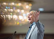 Peter Brabeck-Letmathe (72) spricht an einem Investorenanlass im Ausland. (Bild: Jerome Favre/Bloomberg (Hongkong, 24. März 2015))