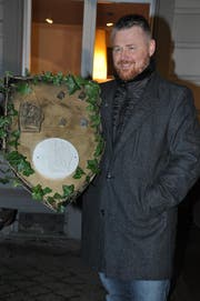 René Duss hat die Plakette gestaltet. (Bild: PD)