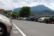 Parkplatz beim Bahnhof in Stansstad. (Bild: Archiv/Neue NZ)