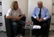 Kurt H. Illi (rechts) im Studio mit Christan Duss. (Screenshot pd)