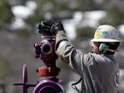 Beim Fracking wird Gas aus Schiefergestein gelöst (Symbolbild) (Bild: Keystone)
