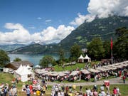 Der Nationalrat will die Verwaltung der Rütliwiese nicht neu regeln. Im Bild die Bundesfeier am 1. August 2016. (Archivbild) (Bild: Keystone/ALEXANDRA WEY)