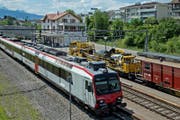In Meggen ist einer der Bahnhöfe, die erst nach Ablauf der Frist im Jahr 2023 umgebaut werden. (Bild: Pius Amrein (Meggen, 7.7.2014))