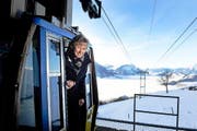 Die höchste Luzernerin Irene Keller pendelt mit der Seilbahn von der Arbeit nach Hause auf die Rigi. (Bild: Nadia Schärli / Neue LZ)