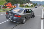 Das Unfallauto war nur noch Schrott. (Bild: Kapo Nidwalden)
