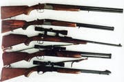 Mehrere Schusswaffen sind weg. (Symbolbild)