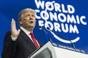 US-Präsident Donald Trump bei seiner Rede am WEF 2018 im Kongresszentrum in Davos. (Bild: Laurent Gillieron/Keystone (Davos, 26. Januar 2018))