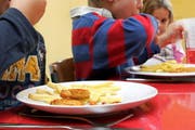 Baarer Schüler werden von einem Ausserkantonalen Caterer verpflegt.