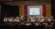 Die Musiker um den Dirigenten Daniele Giovannini überzeugen. (Bild: Maria Schmid (Allenwinden, 12. Januar 2018))