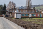 Blick aufs Asylzentrum Grosshof. (Bild: Nadia Schärli, Kriens, 24. November 2017)