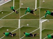 Ob ein Ball die Torlinie überschritten hat, darüber wird an der WM 2014 in Brasilien die Torlinientechnologie Aufschluss geben. (Bild: Keystone)