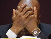 Für den «Teflon-Mann» Jacob Zuma wird es eng: Seine Partei fordert seinen Rücktritt. (Bild: Aaron Ufumeli/Keystone (Harare, 3. November 2016))