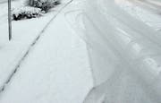 Schneebedeckte Strassen sorgen für erhöhte Gefahr. (Symbolbild Roland Rüttimann/Neue SZ)