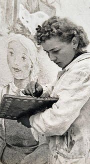 Annemarie von Matt beim Malen um 1940. (Bild: Nidwaldner Museum)