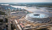 Eindrücklicher Blick von oben auf das neu gebaute WM-Stadion der russischen Stadt Nischni Nowgorod. (Bild: Mladen Antonov/Getty (Nischni Nowgorod, 26. August 2017))