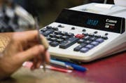 Budget im Minus, Rechnung im Plus – zahlreiche Luzerner Gemeinden haben sich verrechnet. (Bild: Getty)