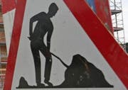 Die Baudirektion Uri kündigt für die nächsten Wochen Bauarbeiten an der Morgartenstrasse in Oberägeri an. (Symbolbild LZ)