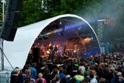 Wo früher das alte Hotel Sonnenberg stand, gibt es zum 10. Mal Musik. (Bild: Dominik Wunderli / Neue LZ)