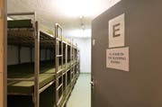 Die Gemeinden sind dazu verpflichtet, eine gewisse Anzahl an Asylsuchenden unter zu bringen. Gelingt dies nicht, werden Ersatzabgaben gefordert. Im Bild: Eine Unterkunft in Buchrain. (Bild: Roger Grütter)