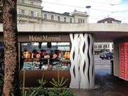 Marroni am Schweizerhofquai: Mini-Filiale der Bäckerei Bachmann. (Bild Lena Berger)