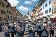 Sempach stand gestern ganz im Zeichen der Blasmusik. Mit dabei beim Marsch durchs Städtli war auch die Musikgesellschaft Doppleschwand. (Bild Dominik Wunderli)