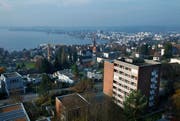 Auf dem Areal des ehemaligen Altersheim Waldheim in Zug entsteht ein Neubau mit günstigen Wohnungen für ältere Menschen. (Bild: Archiv Stefan Kaiser / Neue ZZ)