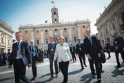 Die deutsche Kanzlerin Angela Merkel gestern beim Verlassen des Konservatorenpalastes in Rom. (Bild: Guido Bergmann/Getty)