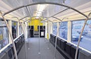18 Klappsitze und viel Platz: Abteil in einem Zug des Regionalverkehrs Bern–Solothurn. (Symbolbild zvg)