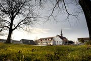 Ansicht des Klostergebäudes in Rathausen. (Bild: Archiv Pius Amrein/Neue LZ)