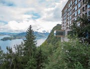 Das Restaurant Spices (Vorbau) im Bürgenstock-Hotel hoch über dem Vierwaldstättersee. (Bild: Urs Flüeler/Keystone (18. September 2017))