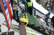 Simon Ammann auf der Titlis-Schanze in Engelberg. (Bild: Beat Christen)