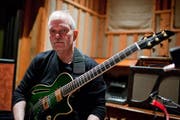 Der Gitarrist John Abercrombie stand 1978 erstmals in Willisau auf der Bühne. Dieses Jahr ist er wieder dabei. (Bild: pd)